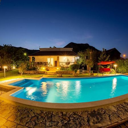 Villa Gana Buna Exteriör bild